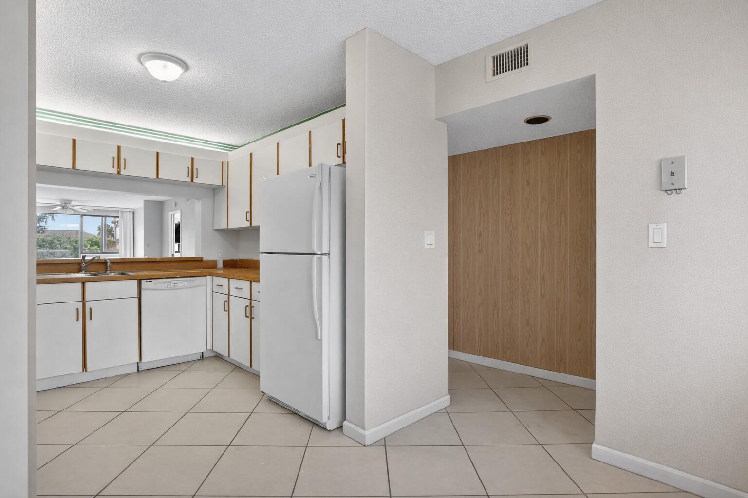 CLAIRMONT AT KINGS POINT - Residential