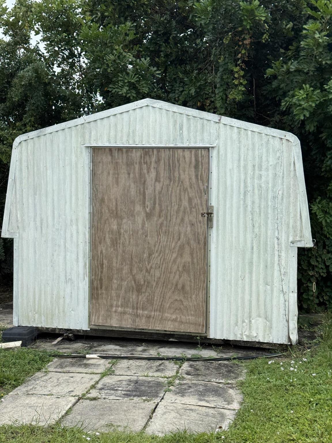 WOODBRIDGE MOBILE VILLAGE - Residential