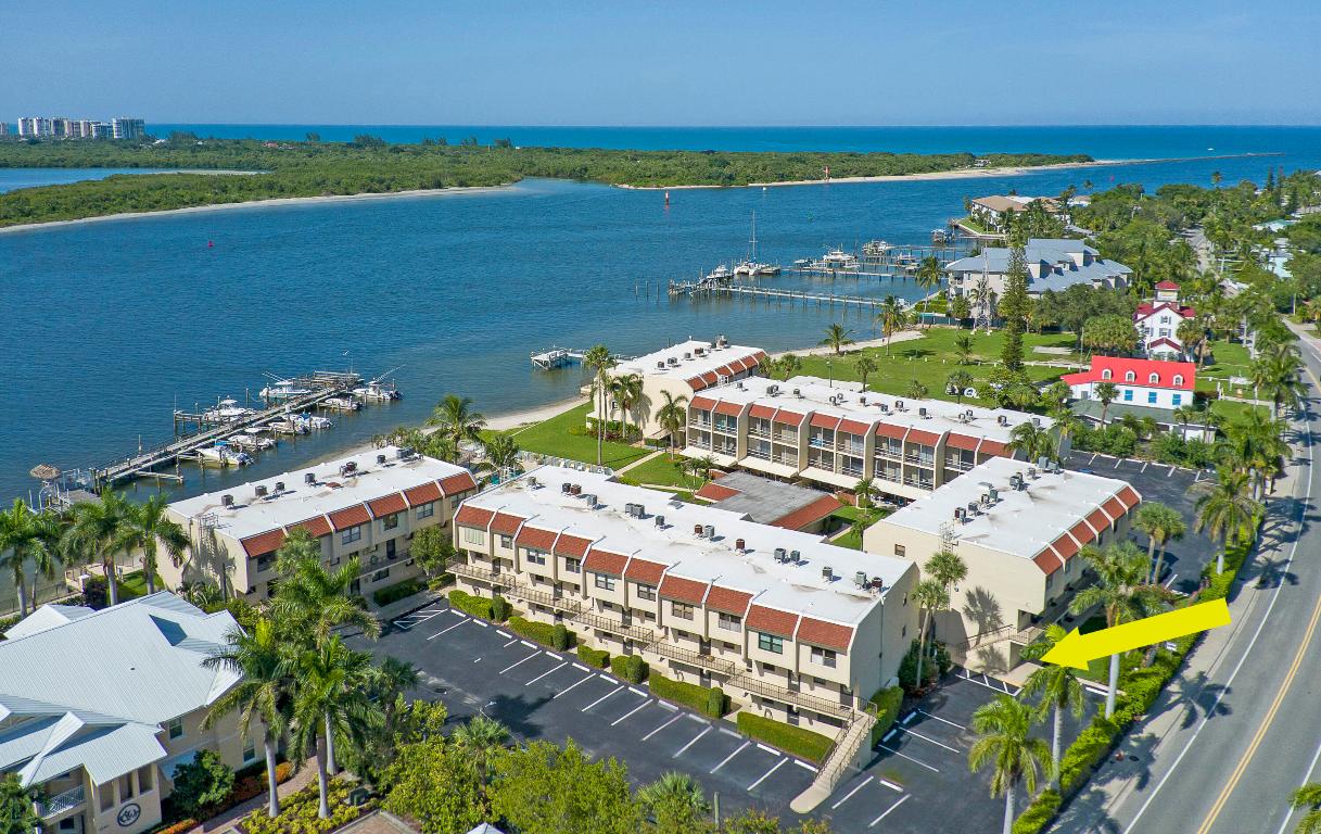 LA ENTRADA DEL MAR CONDOMINIUM - Residential Lease