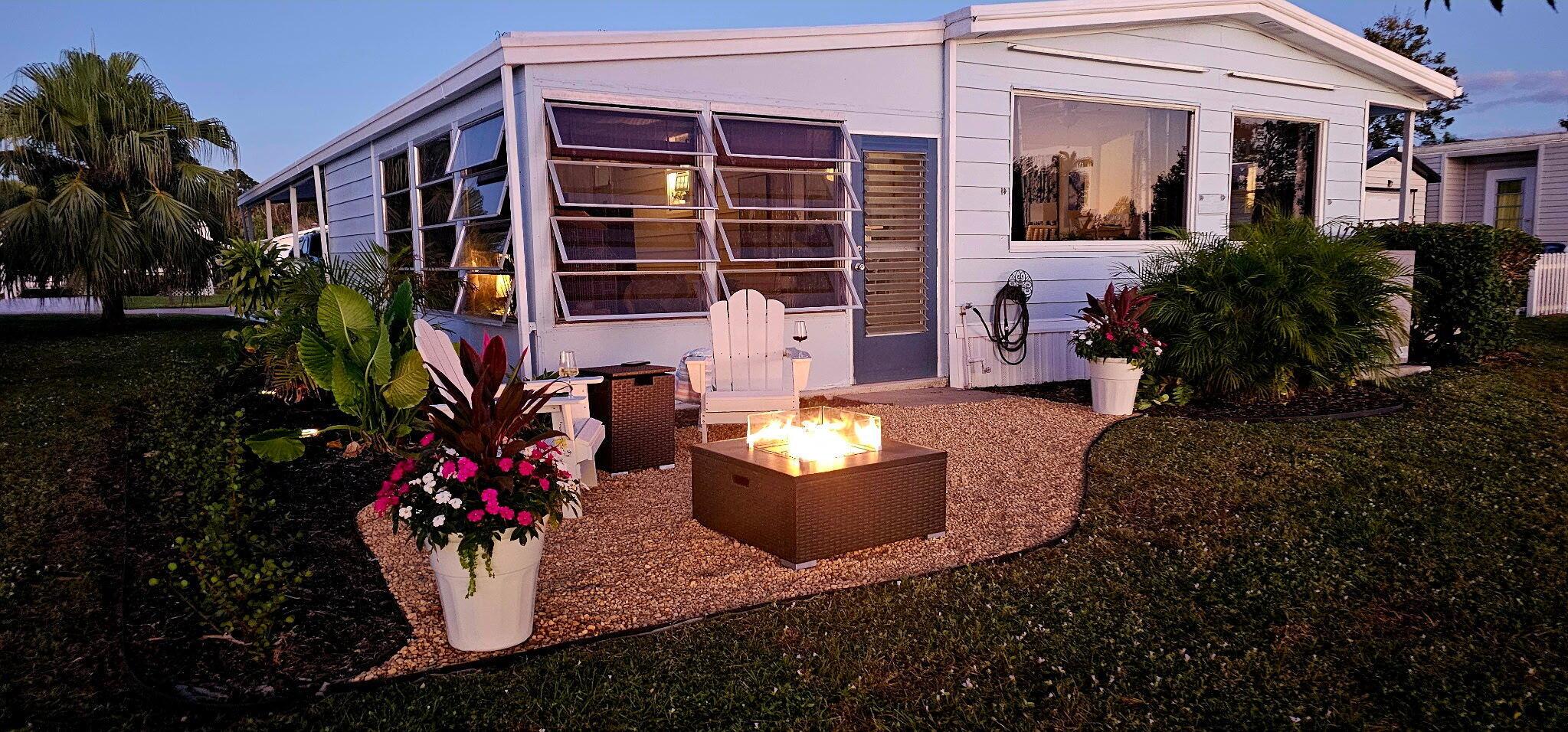 Spanish Lakes - Residential