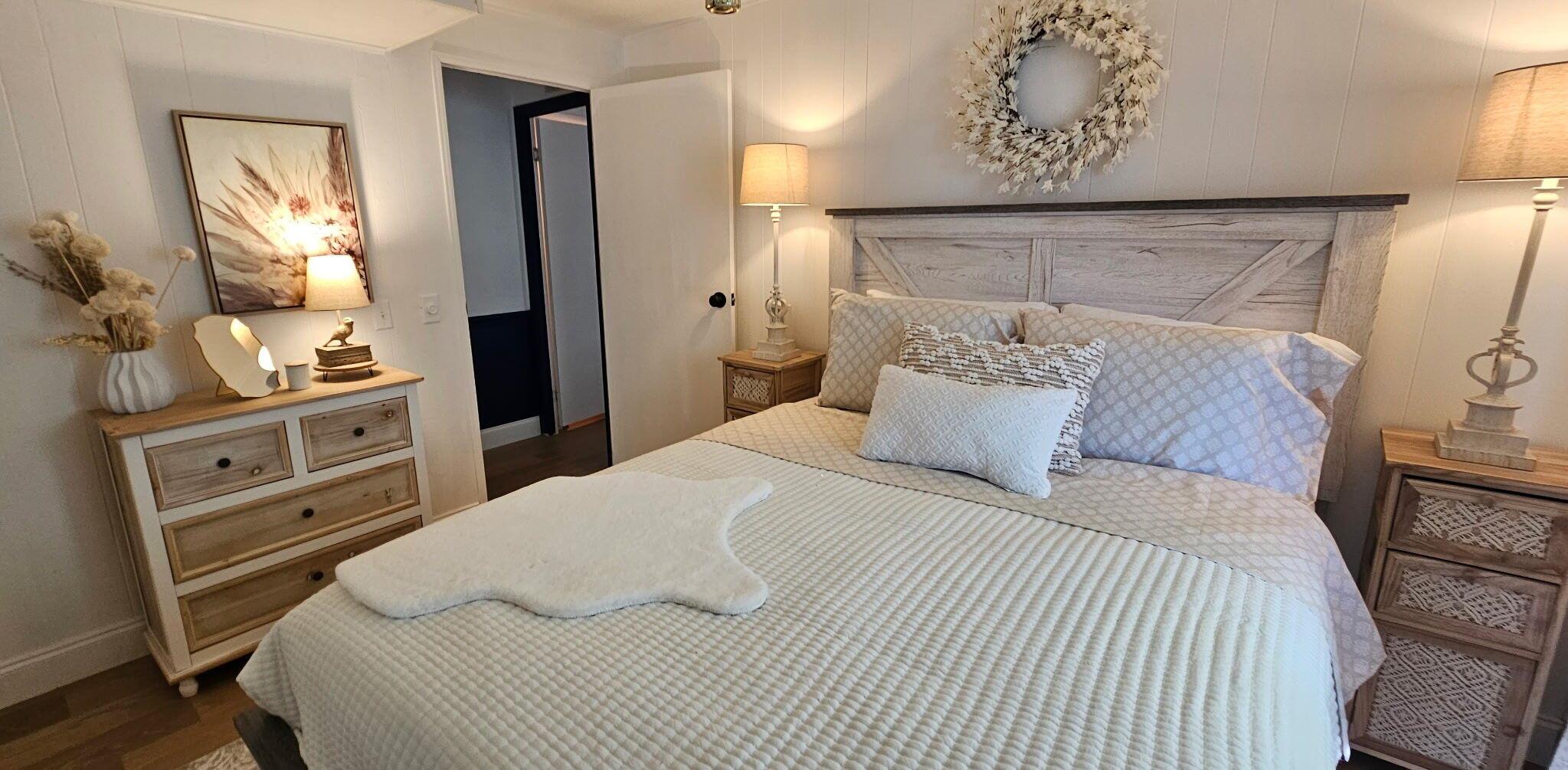 Spanish Lakes - Residential