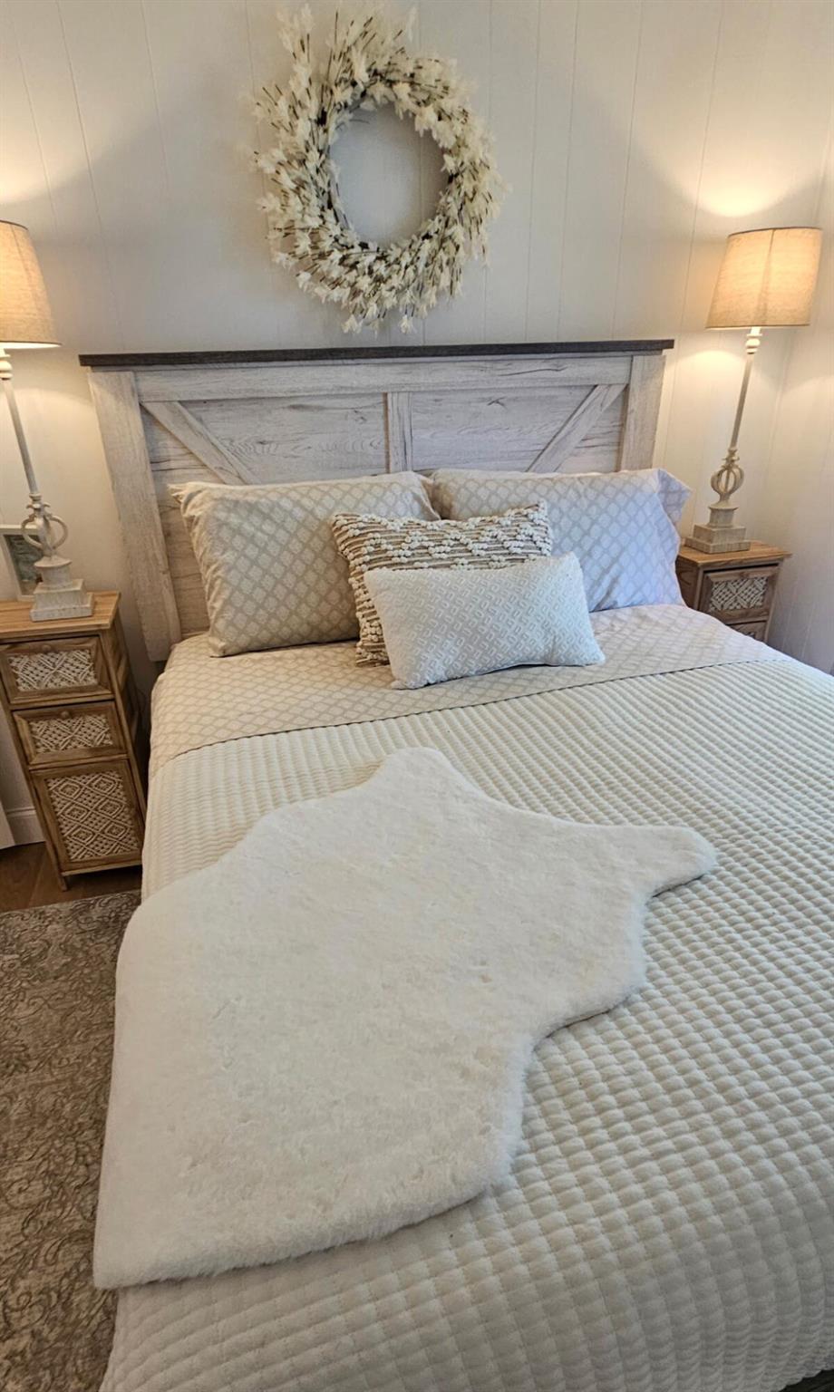 Spanish Lakes - Residential