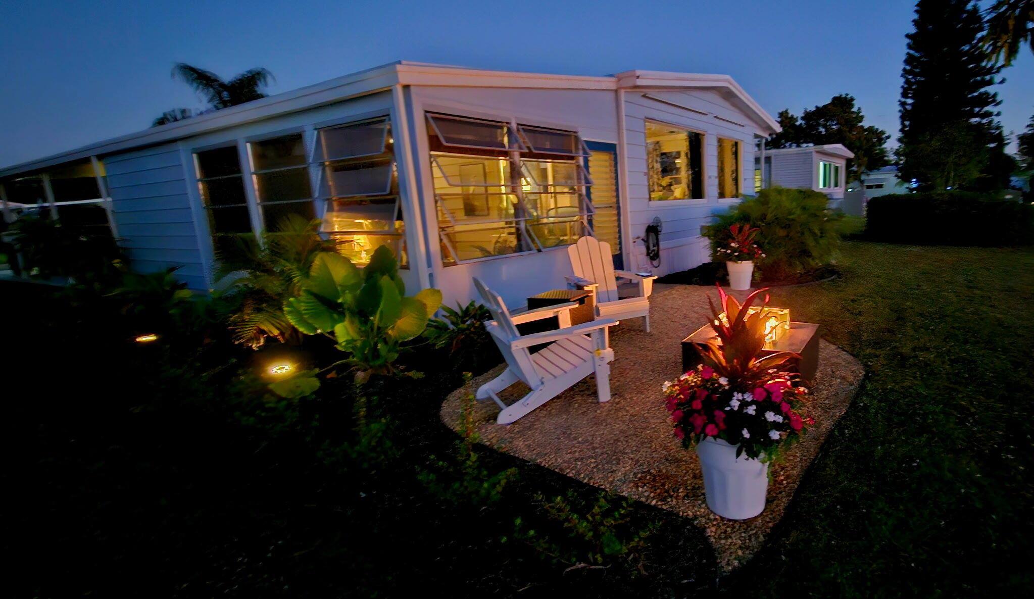 Spanish Lakes - Residential