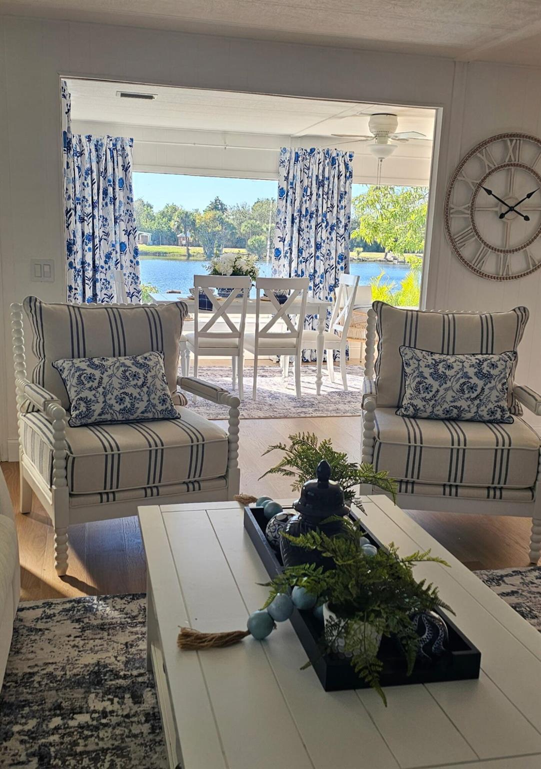 Spanish Lakes - Residential