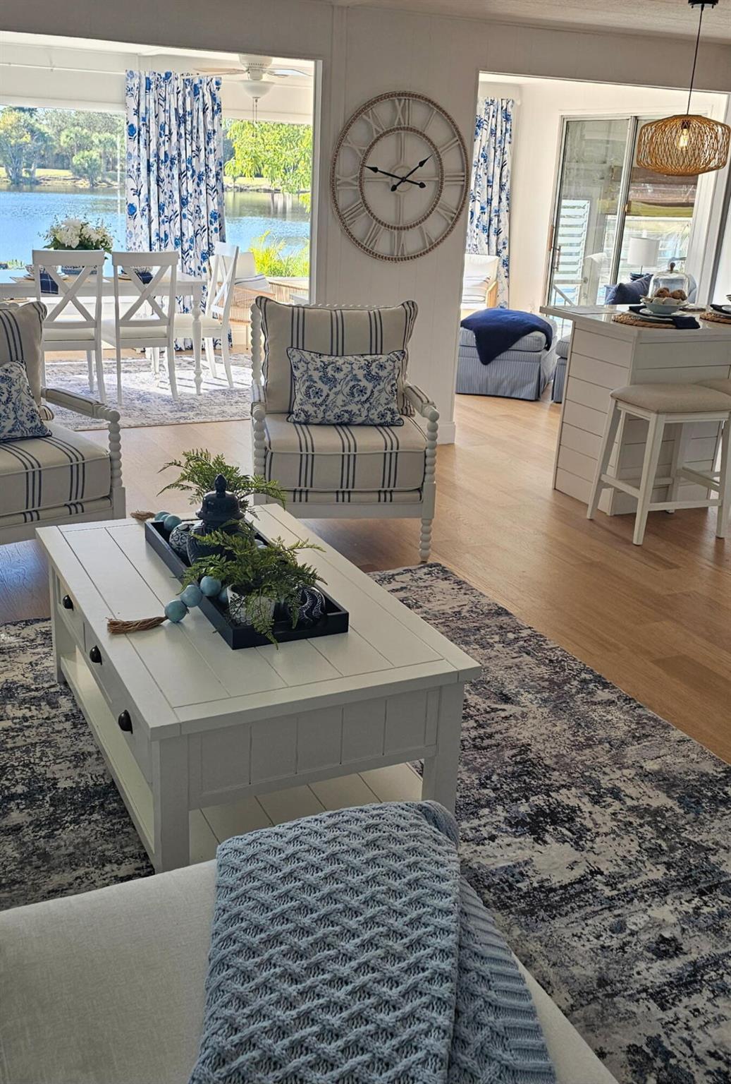 Spanish Lakes - Residential