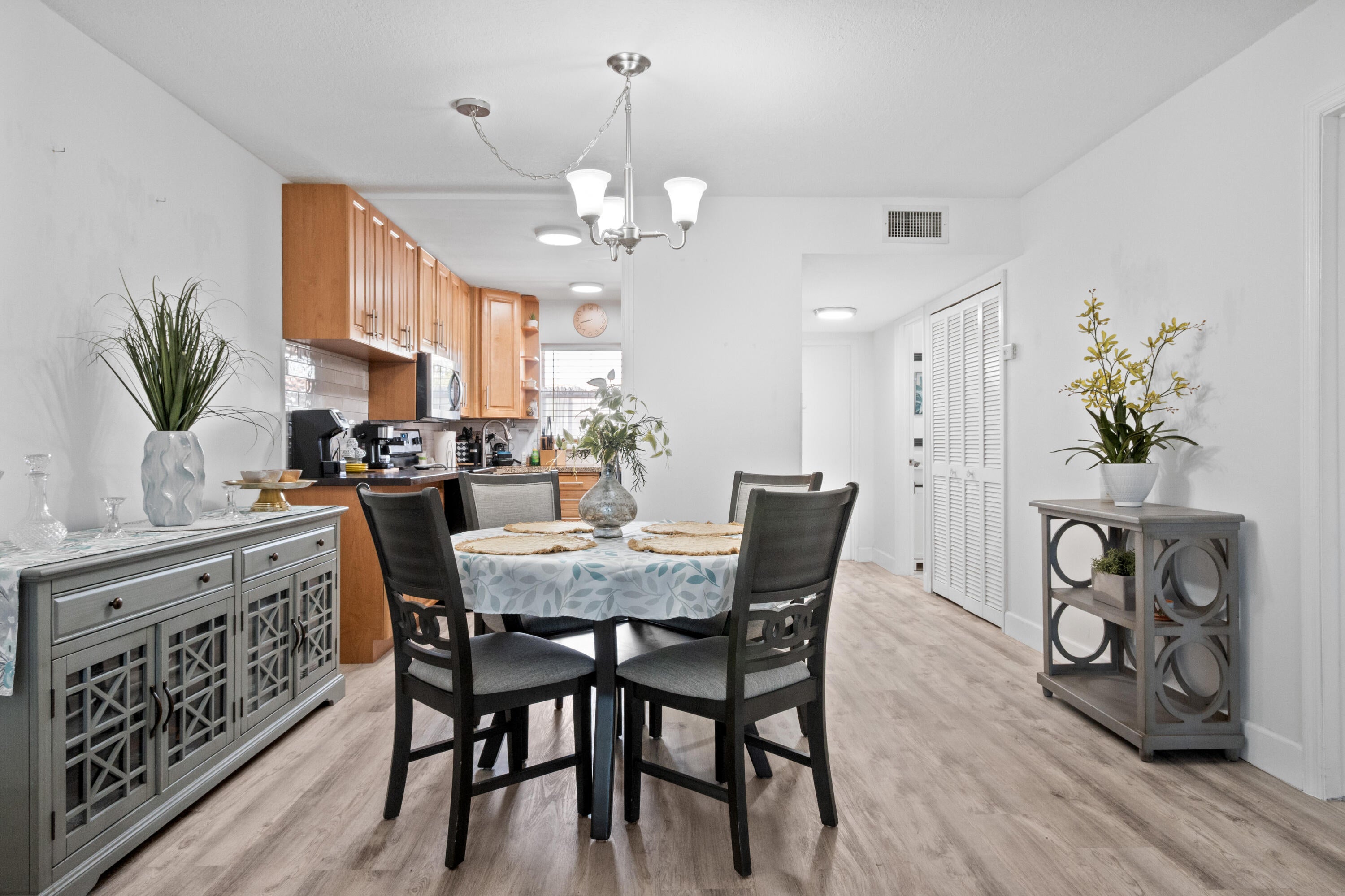 9350 SUNRISE LAKES Boulevard 205