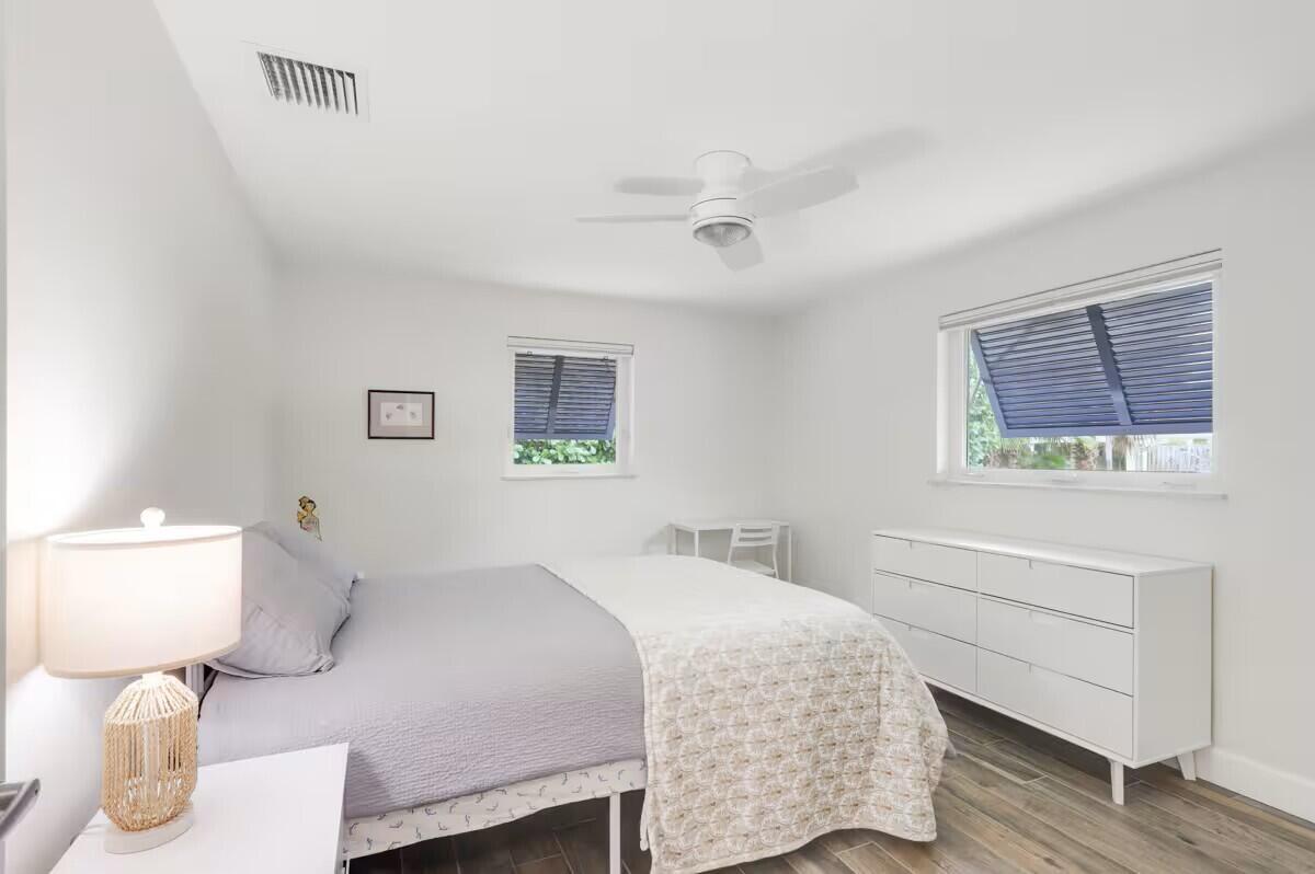 RIVERSIDE DRIVE PARK - Residential Lease