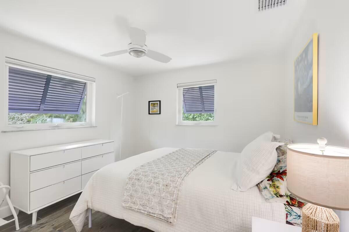 RIVERSIDE DRIVE PARK - Residential Lease