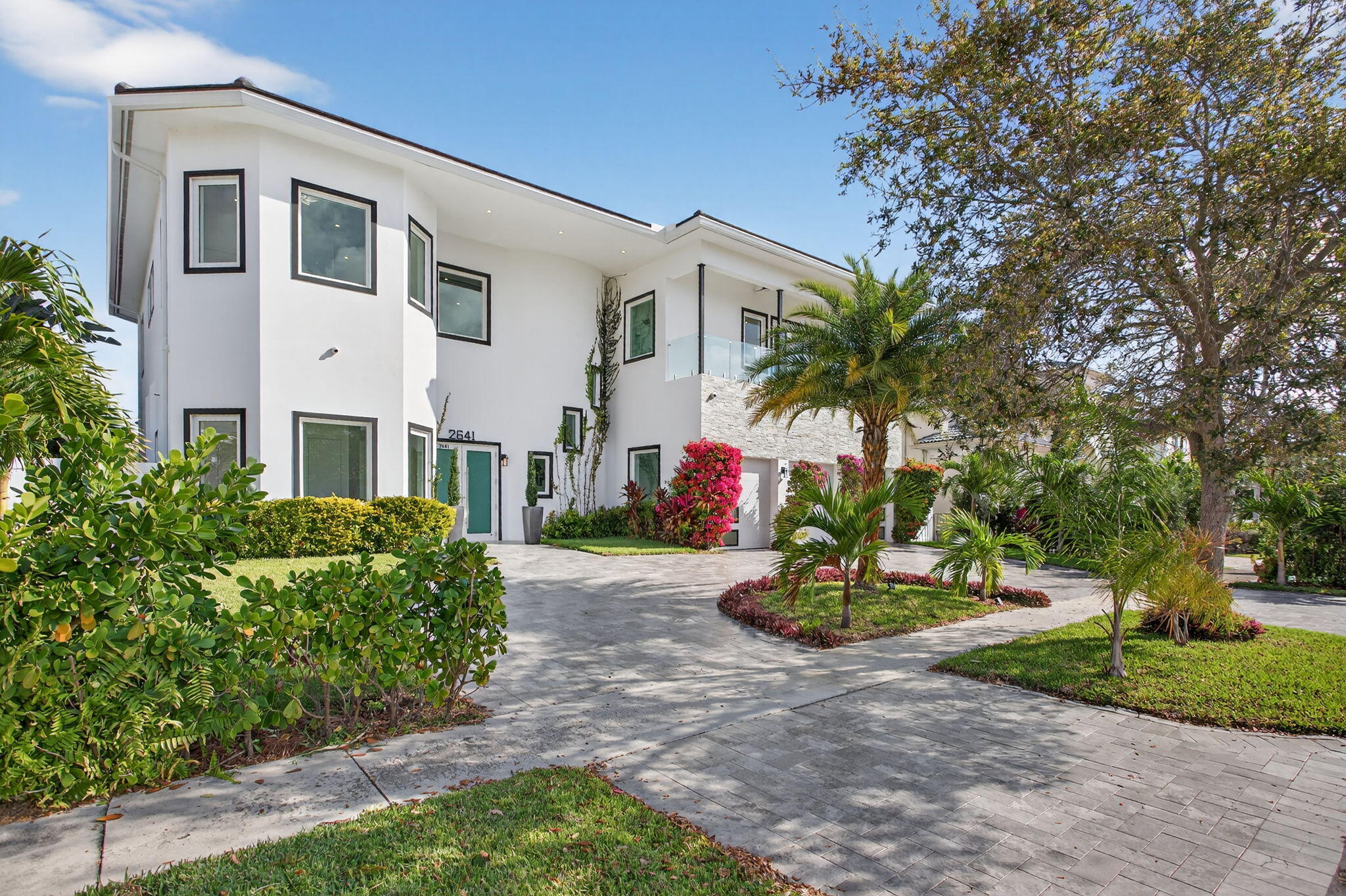 Coral Key Villas - Residential