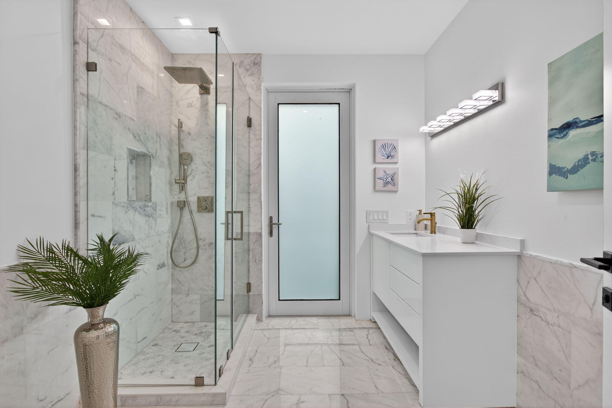 Coral Key Villas - Residential