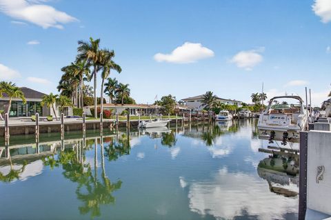 Tiny photo for 2641 NE 48th Street, Lighthouse Point, FL 33064 (MLS # B26015239)