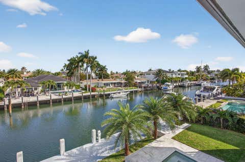 Tiny photo for 2641 NE 48th Street, Lighthouse Point, FL 33064 (MLS # B26015239)