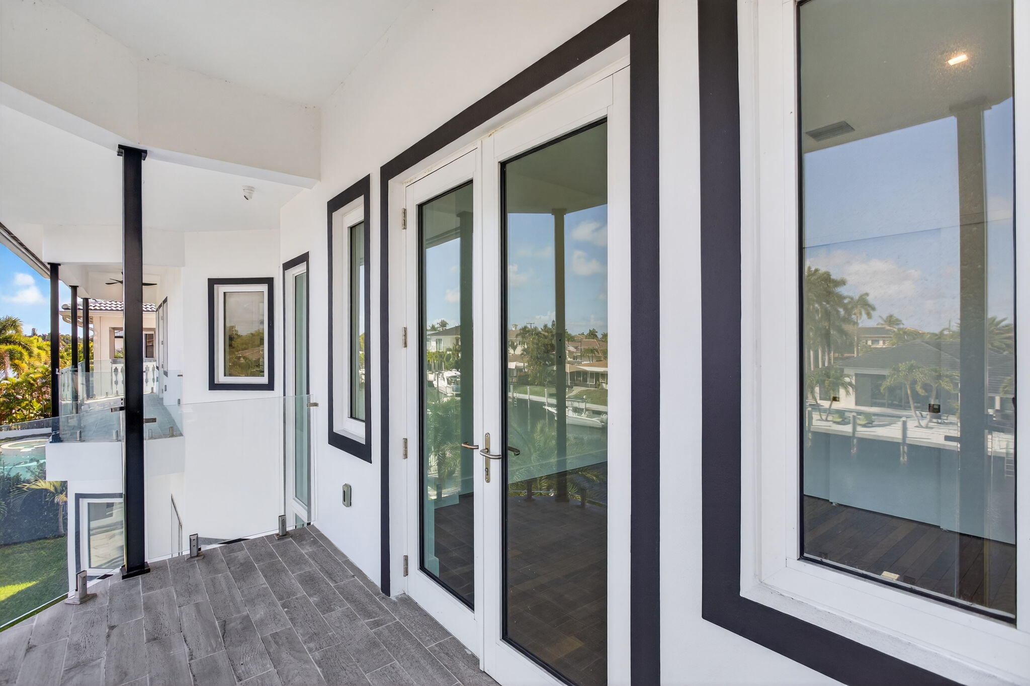 Coral Key Villas - Residential