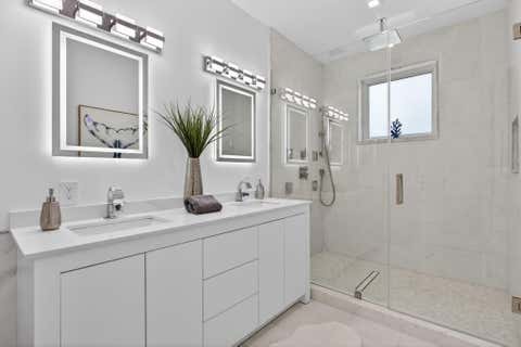 Tiny photo for 2641 NE 48th Street, Lighthouse Point, FL 33064 (MLS # B26015239)