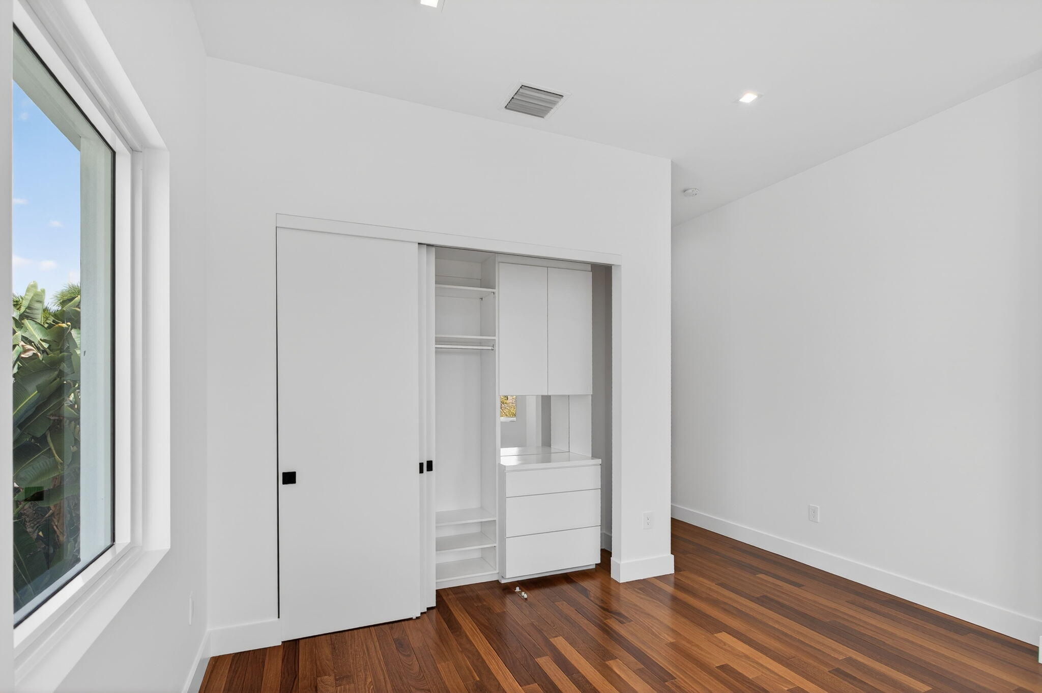 Coral Key Villas - Residential