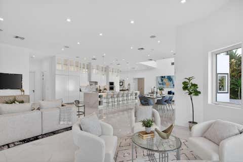 Tiny photo for 2641 NE 48th Street, Lighthouse Point, FL 33064 (MLS # B26015239)