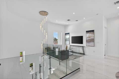 Tiny photo for 2641 NE 48th Street, Lighthouse Point, FL 33064 (MLS # B26015239)