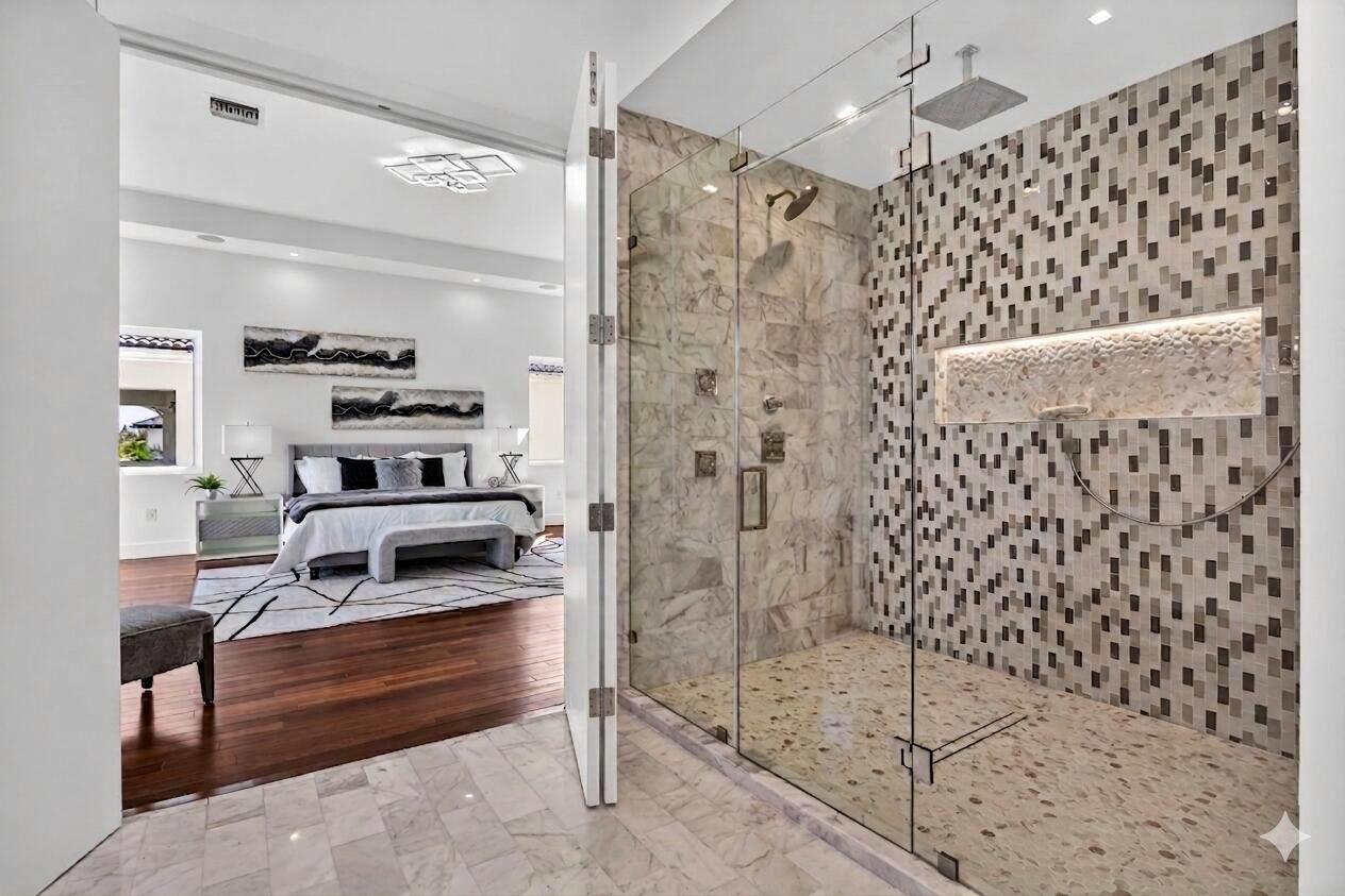 Coral Key Villas - Residential