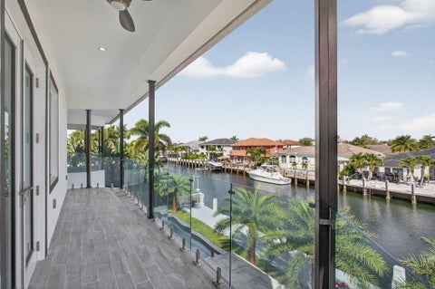 Tiny photo for 2641 NE 48th Street, Lighthouse Point, FL 33064 (MLS # B26015239)