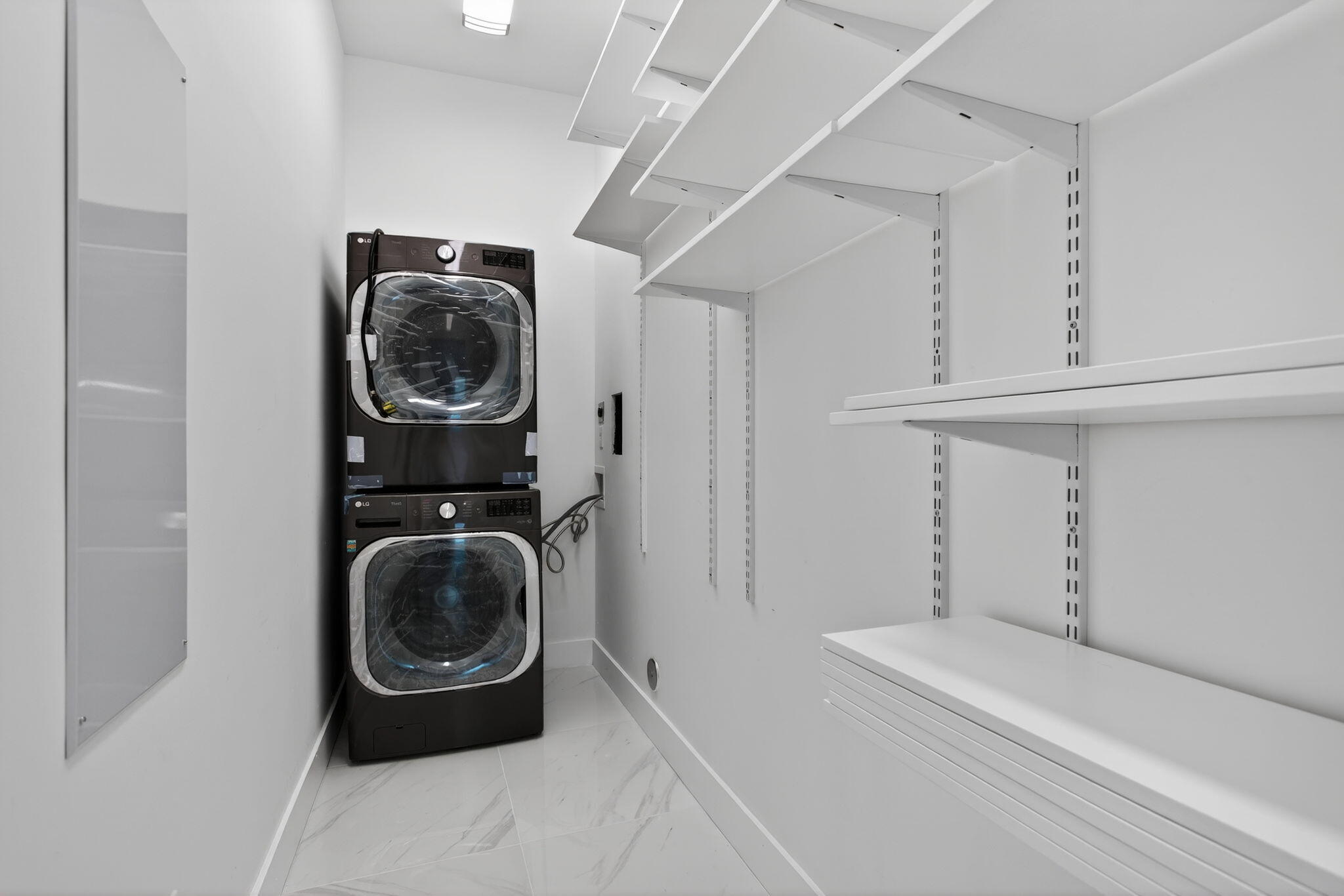 Coral Key Villas - Residential