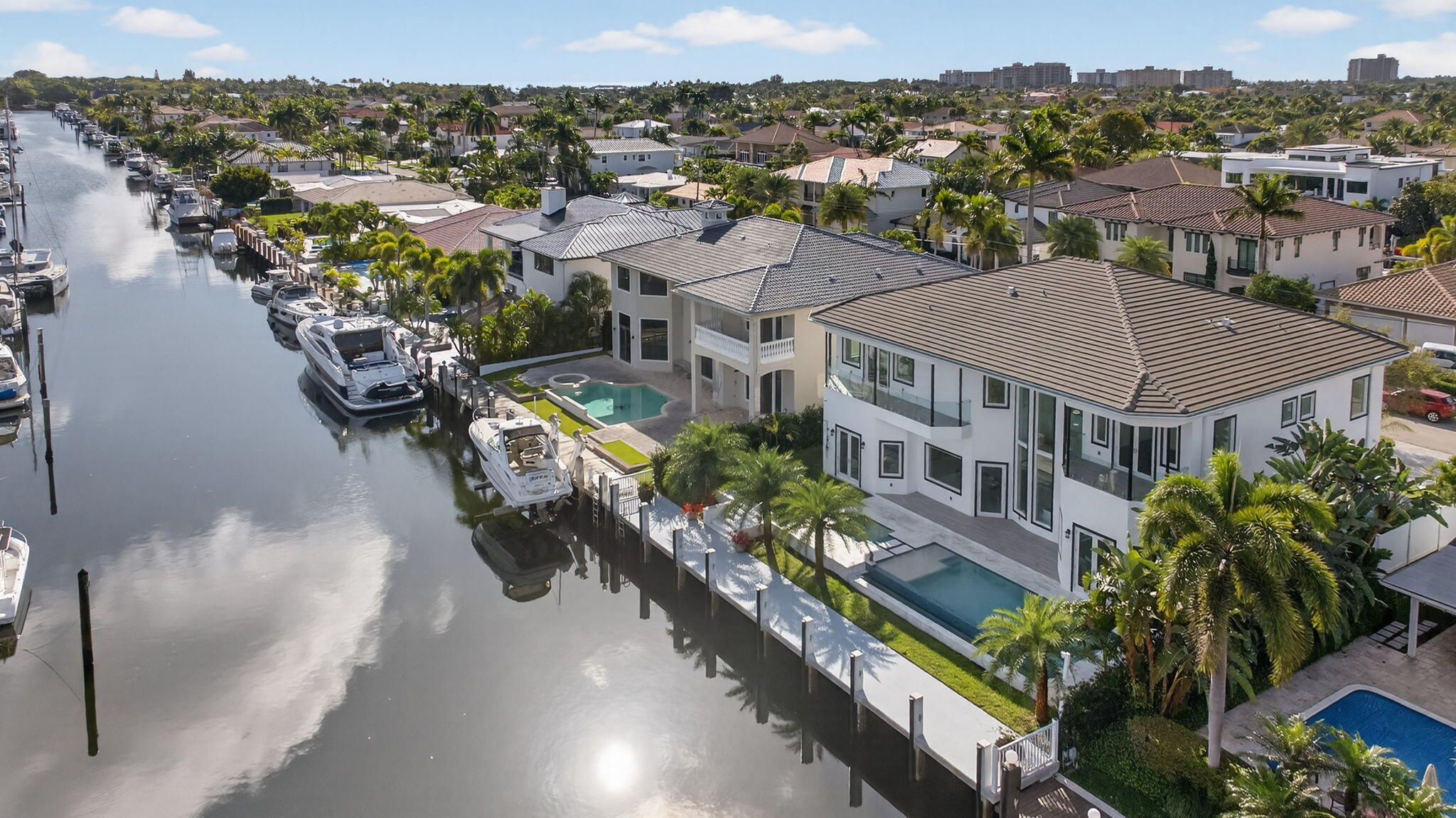 Coral Key Villas - Residential