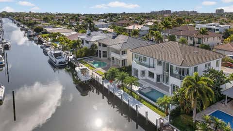 Tiny photo for 2641 NE 48th Street, Lighthouse Point, FL 33064 (MLS # B26015239)
