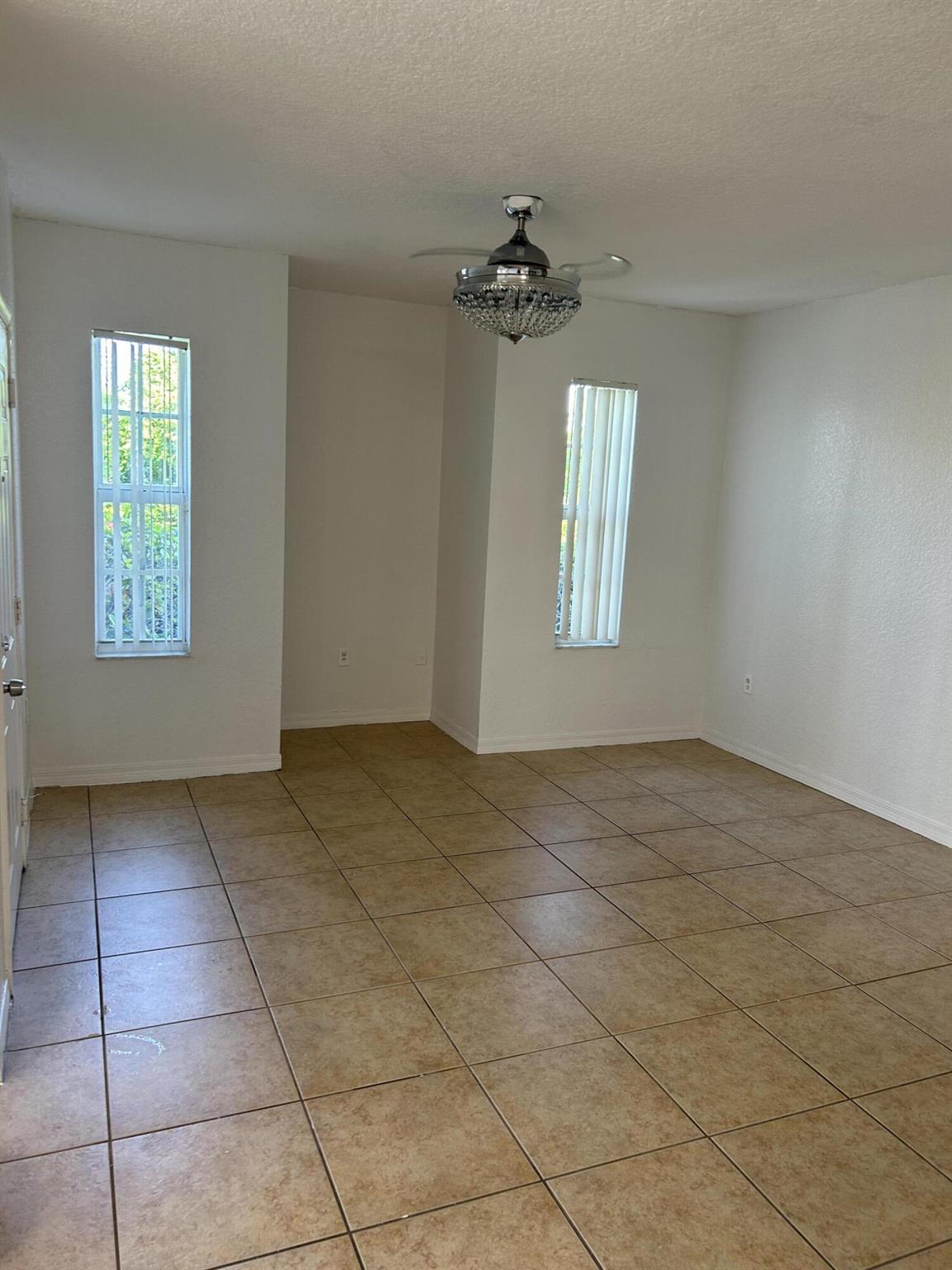 THE BELMONT AT ST LUCIE W - Residential Lease