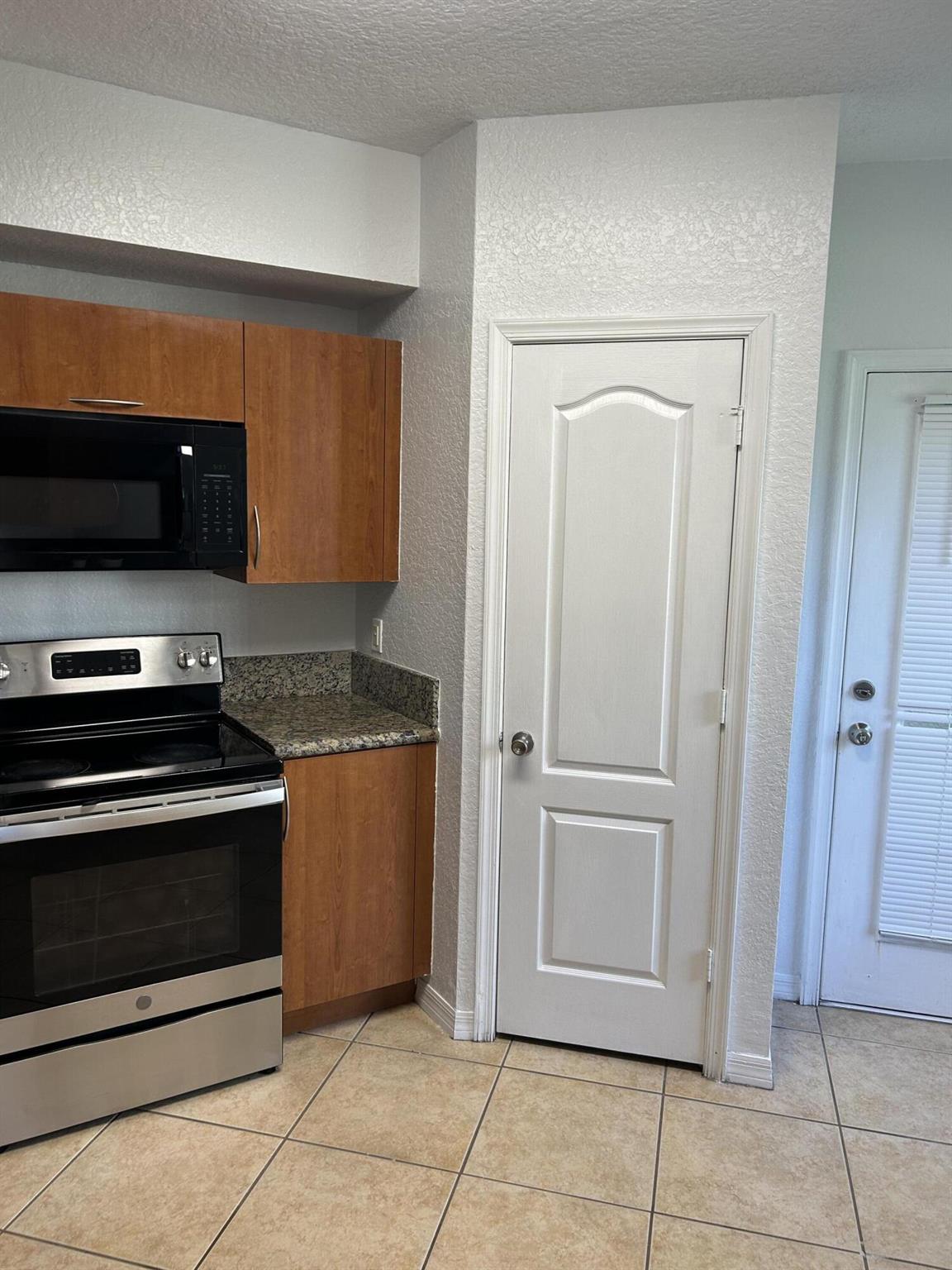 THE BELMONT AT ST LUCIE W - Residential Lease