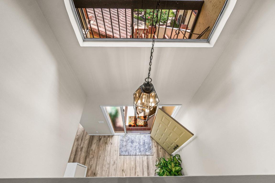 5335 10th Fairway Drive 3