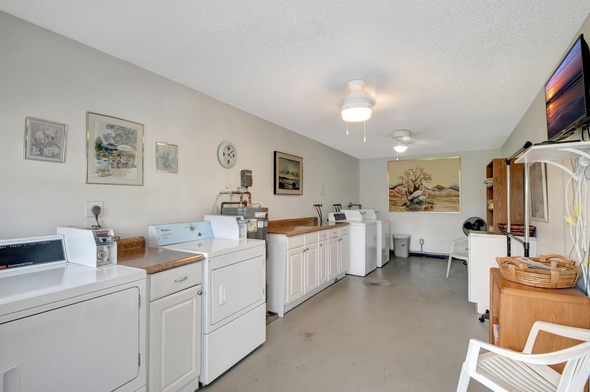 LEISUREVILLE GOLF VIEW - Residential