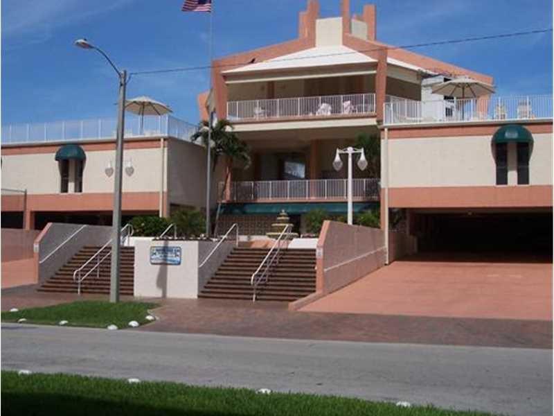 POMPANO BEACH CLUB CONDO - Residential Lease