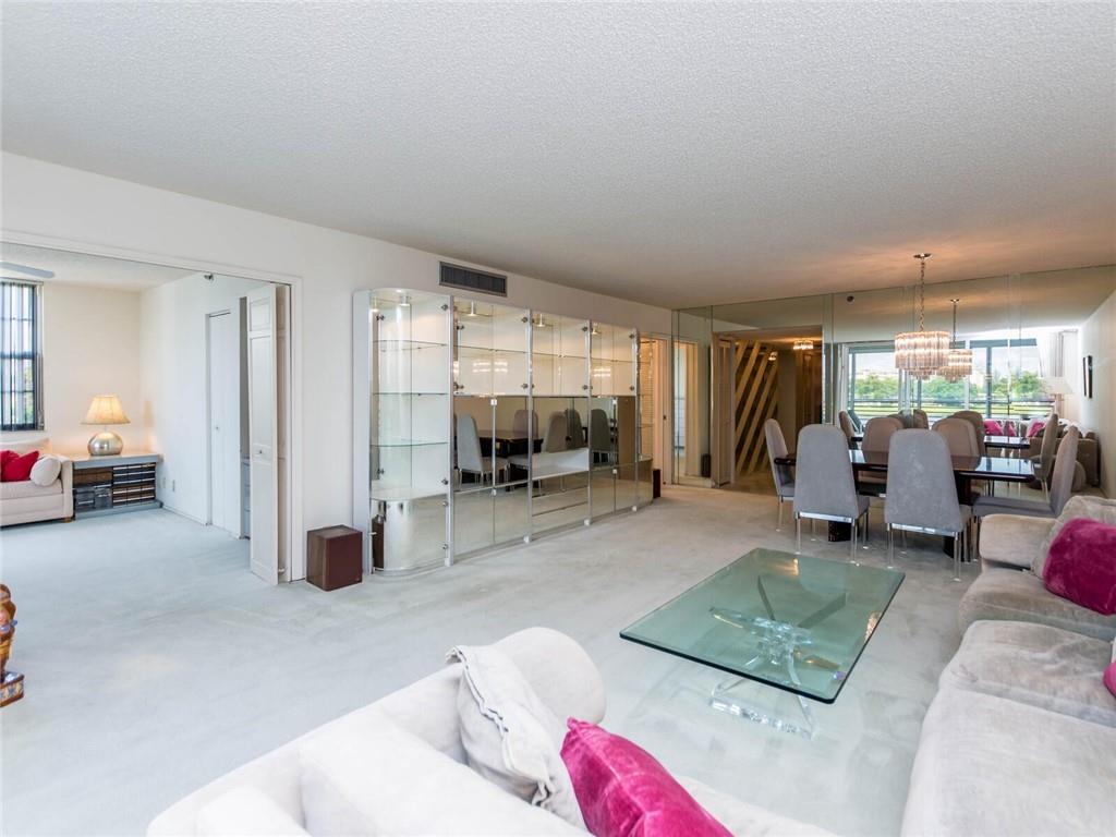 PALM AIRE COUNRTY CLUB - Residential