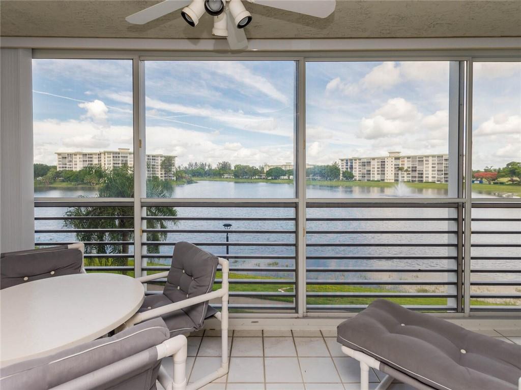 PALM AIRE COUNRTY CLUB - Residential