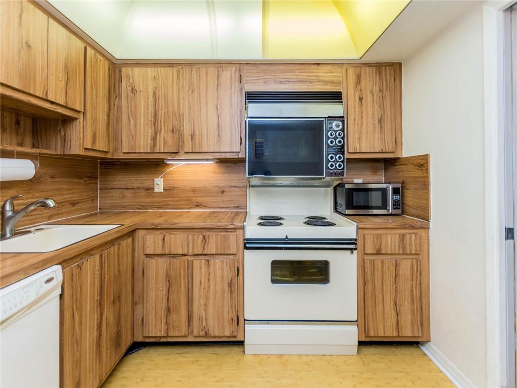 PALM AIRE COUNRTY CLUB - Residential