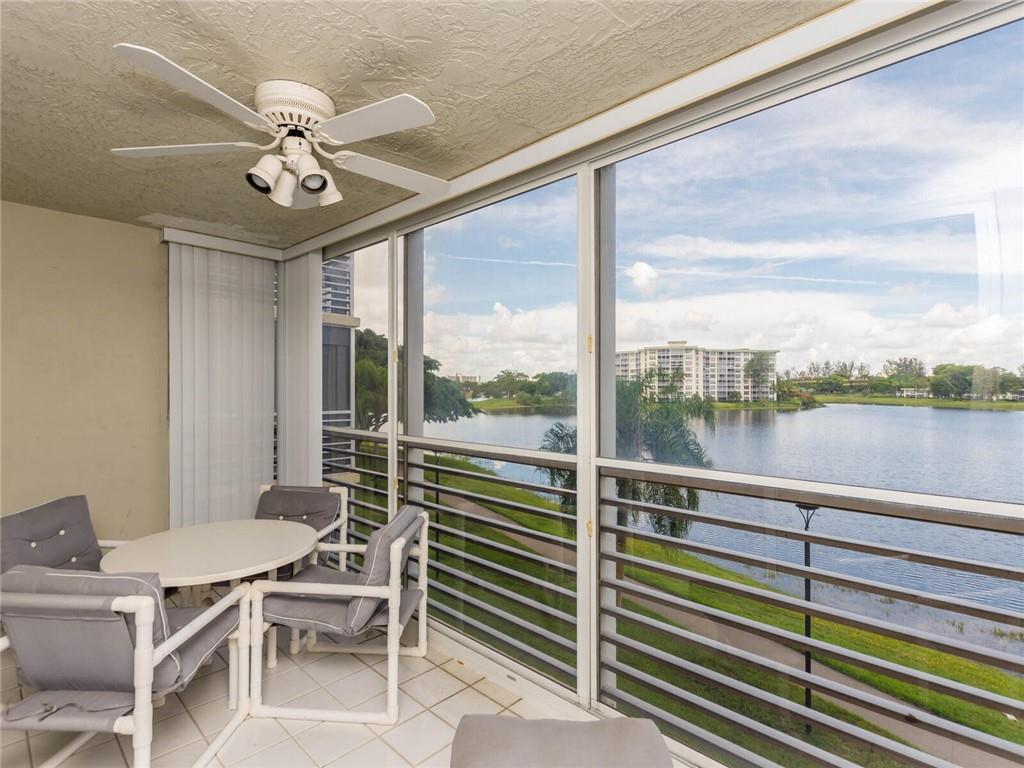 PALM AIRE COUNRTY CLUB - Residential