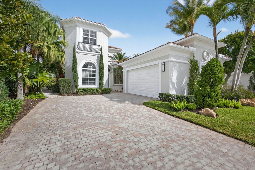 Photo of 131 Porto Vecchio Way, Palm Beach Gardens, FL 33418 (MLS # R11168476)