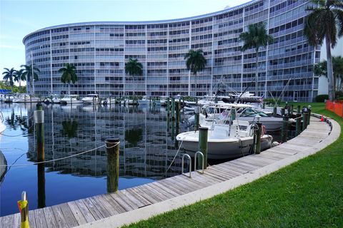 A home in Deerfield Beach