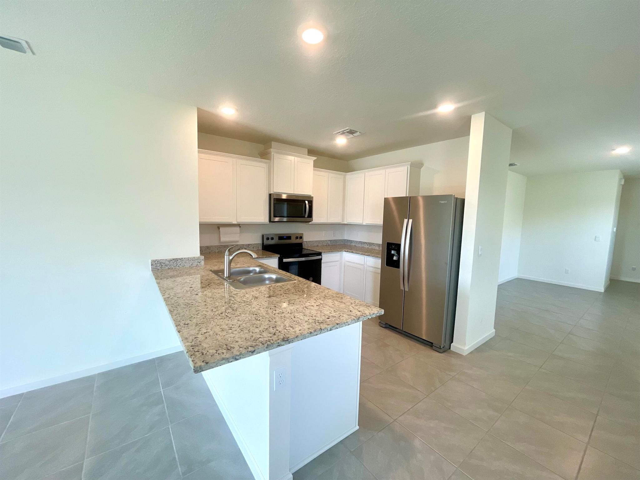 VERANO SOUTH PUD 1 - POD - Residential Lease