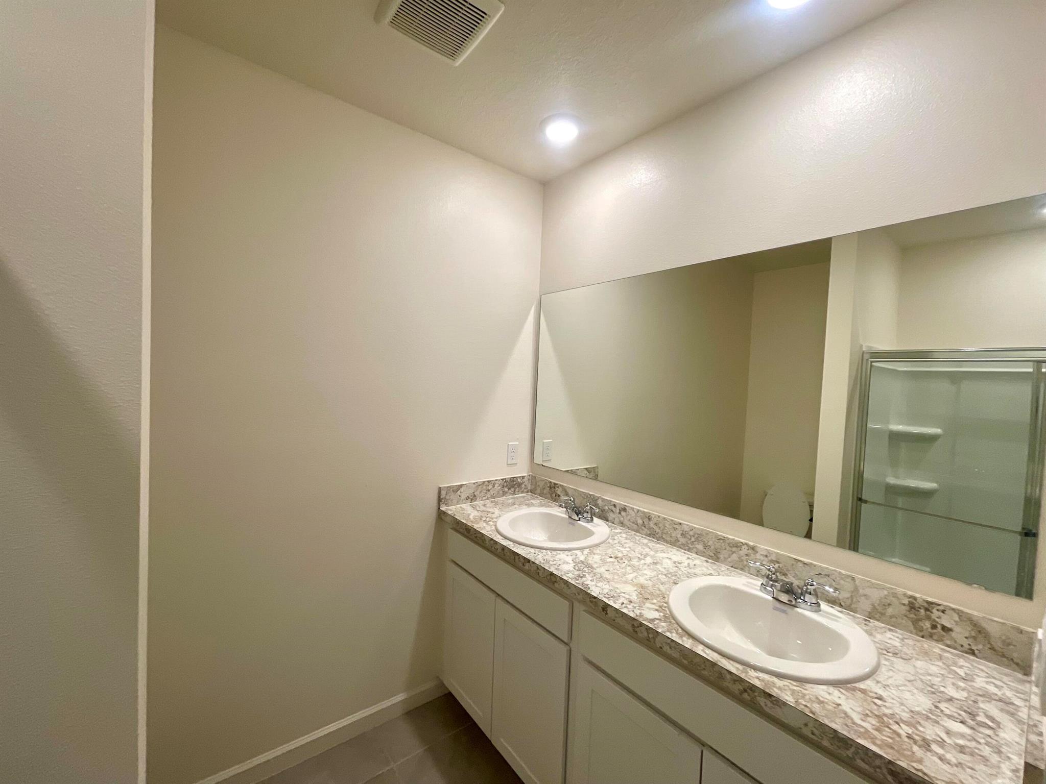 VERANO SOUTH PUD 1 - POD - Residential Lease