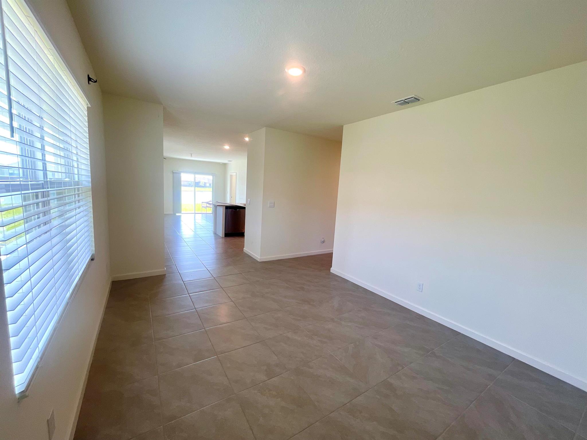 VERANO SOUTH PUD 1 - POD - Residential Lease
