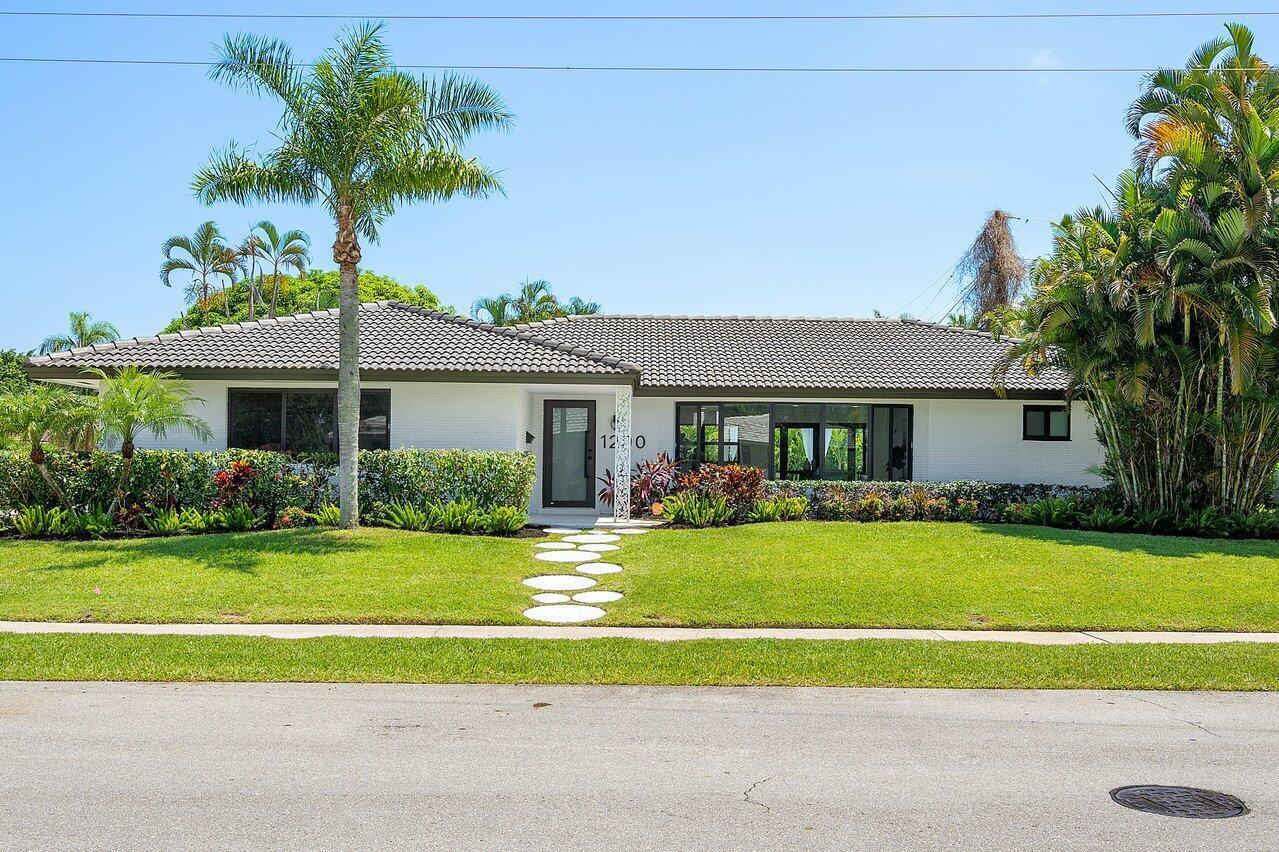 BOCA RATON SQUARE 9 - Residential Lease