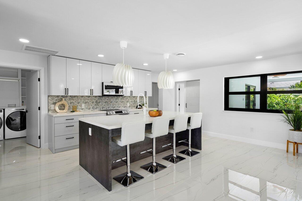 BOCA RATON SQUARE 9 - Residential Lease