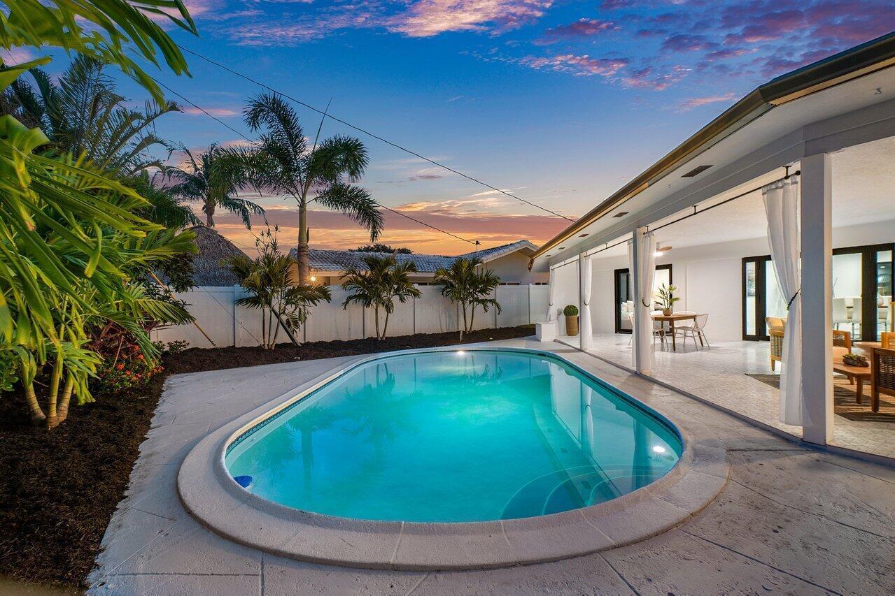 BOCA RATON SQUARE 9 - Residential Lease