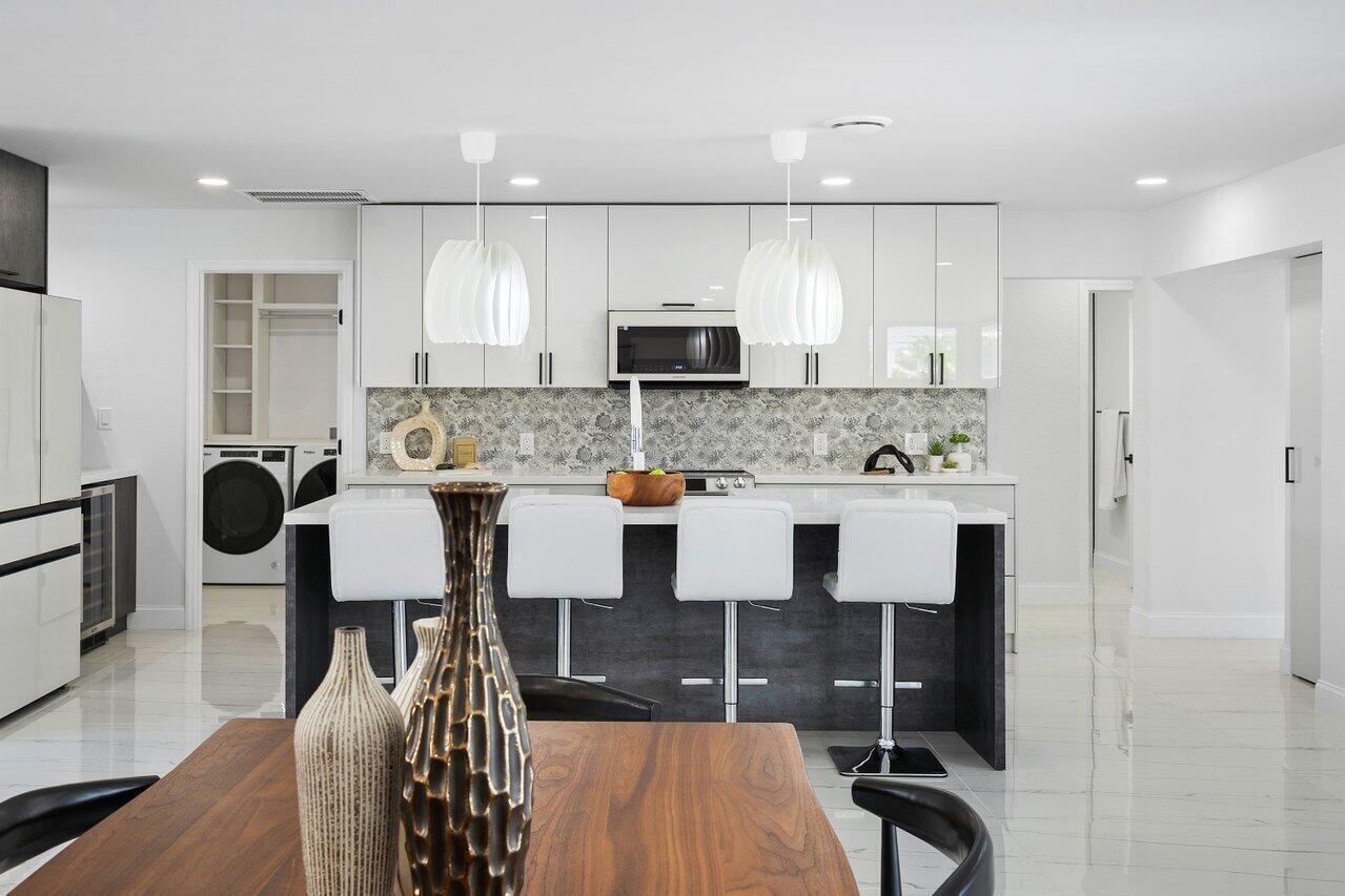 BOCA RATON SQUARE 9 - Residential Lease