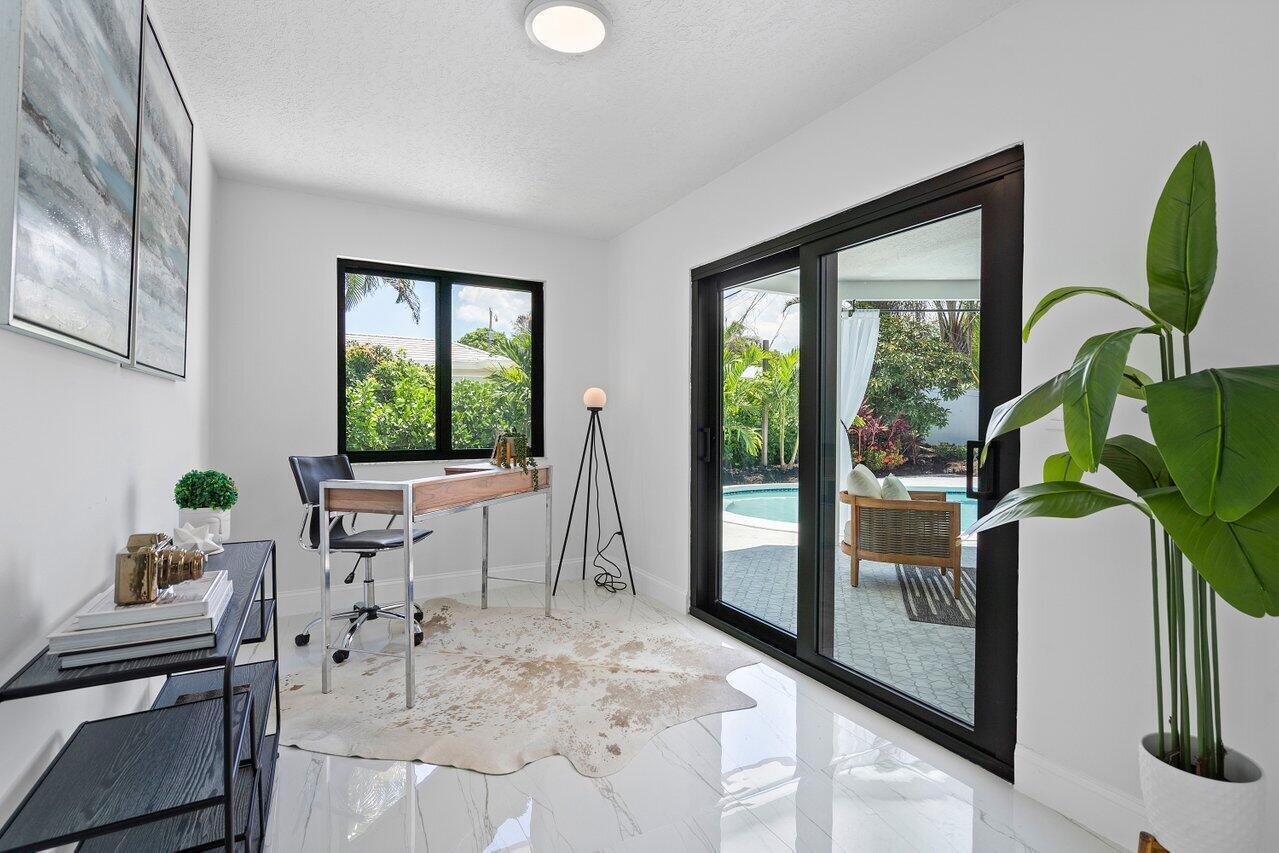 BOCA RATON SQUARE 9 - Residential Lease