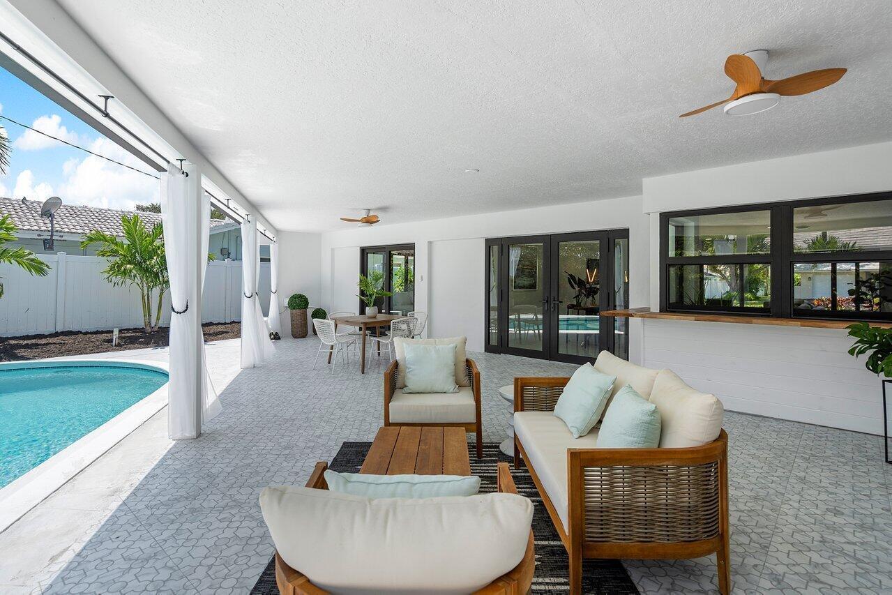 BOCA RATON SQUARE 9 - Residential Lease
