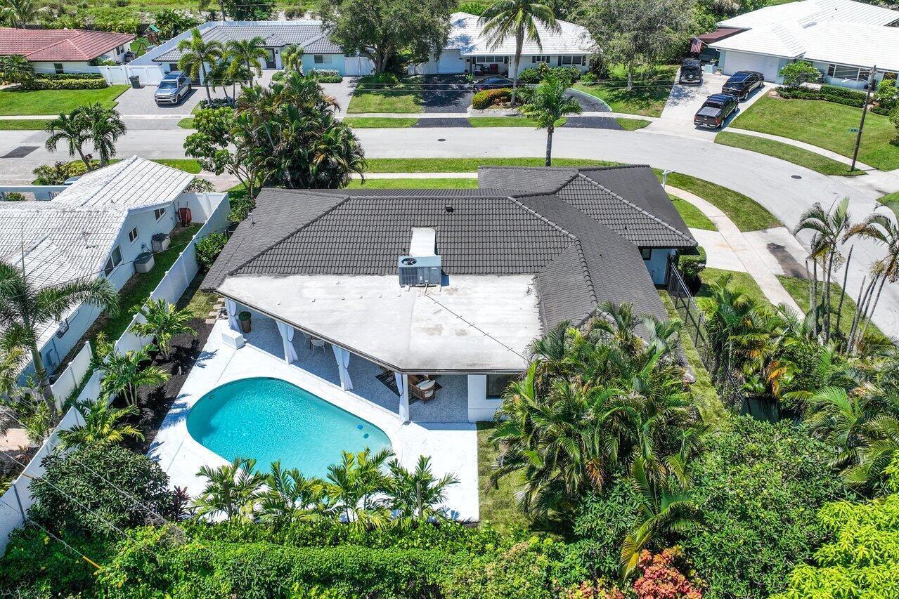 BOCA RATON SQUARE 9 - Residential Lease