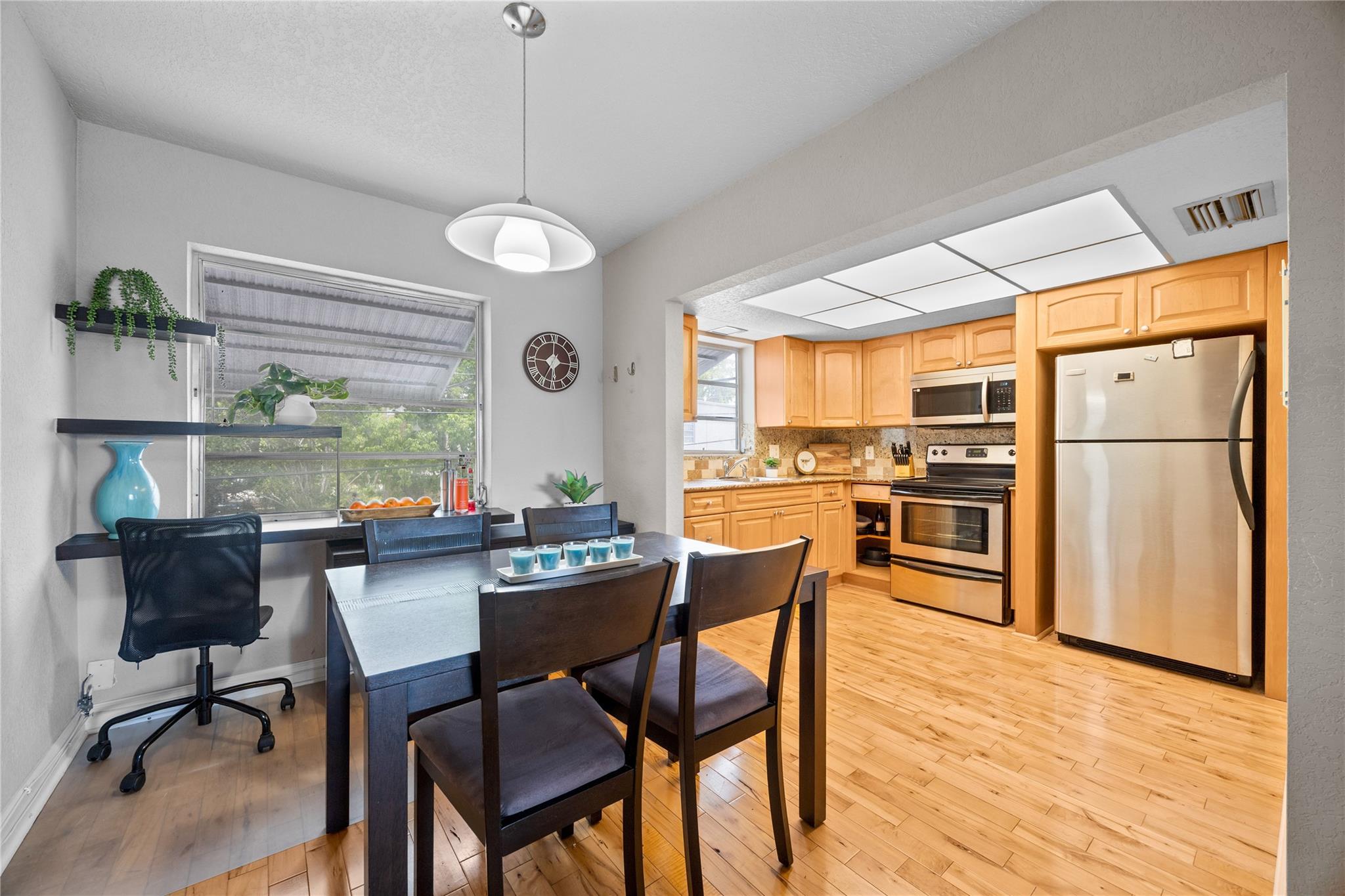 SAVOY APTS CO-OP - Residential