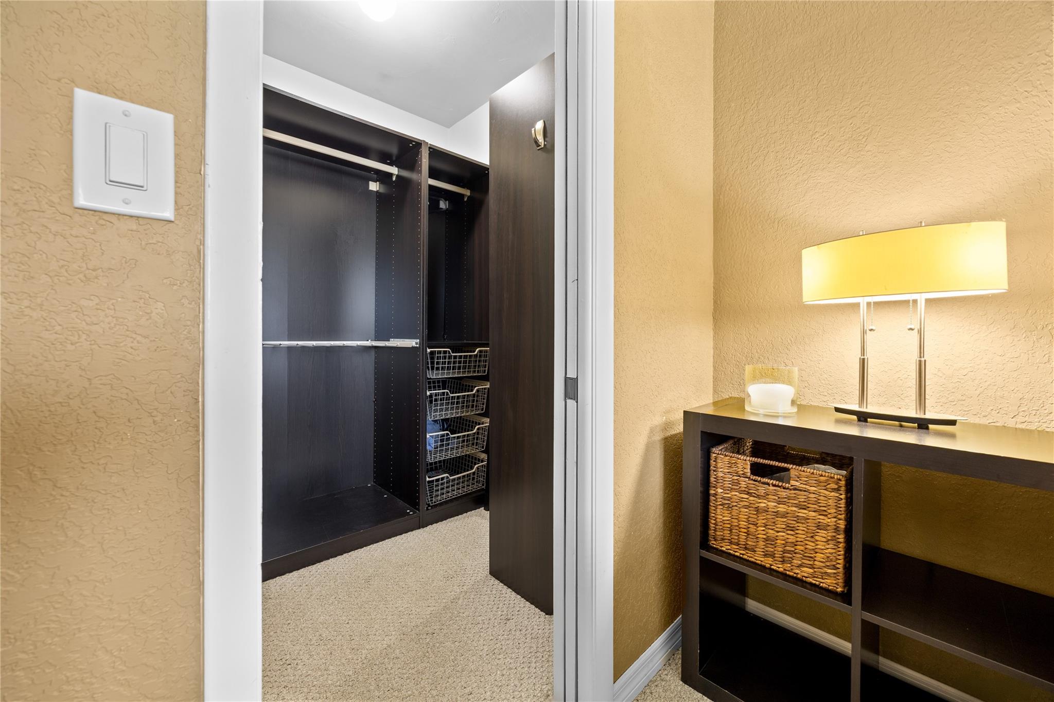 SAVOY APTS CO-OP - Residential