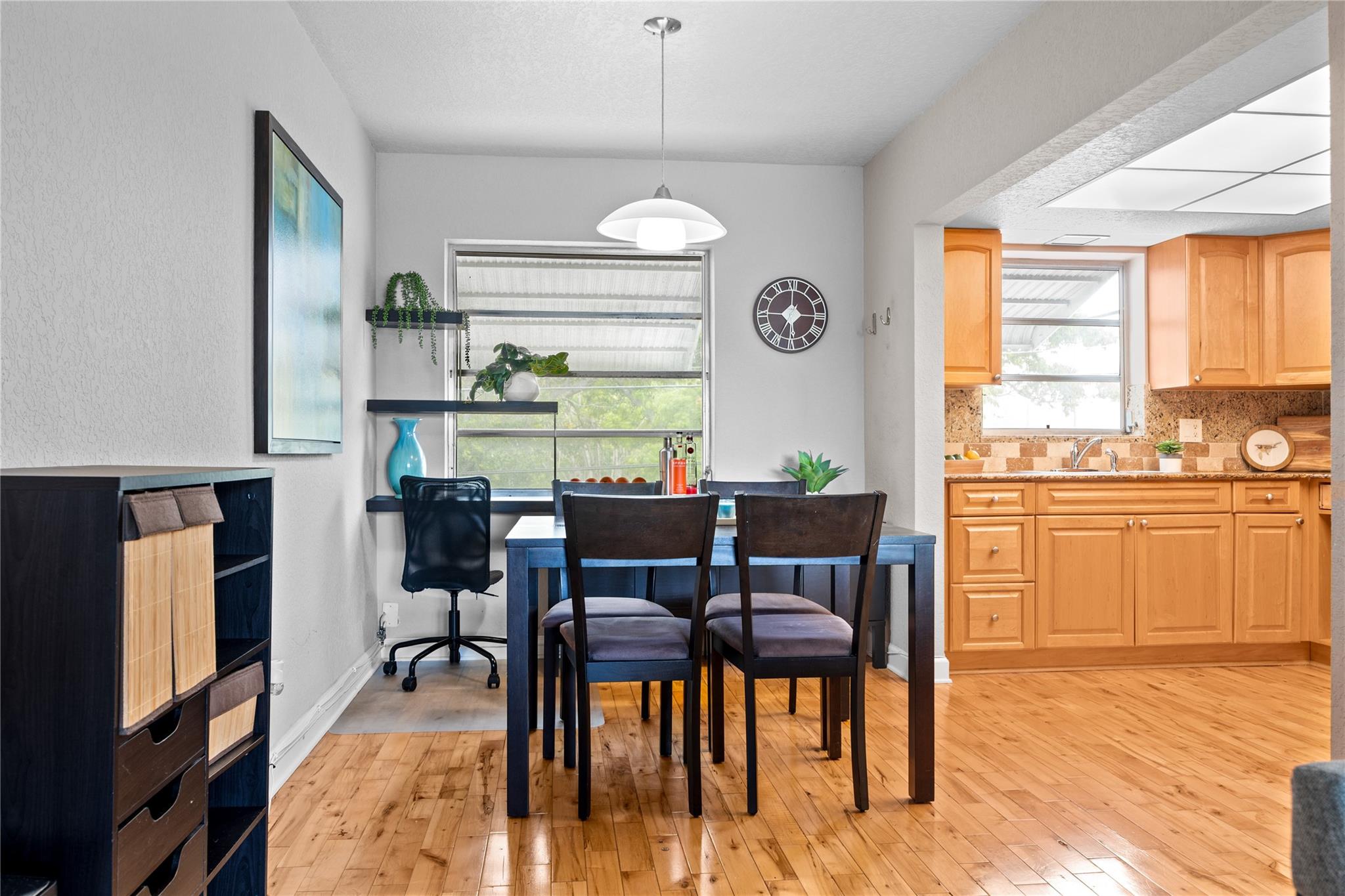 SAVOY APTS CO-OP - Residential